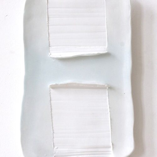 ‘Under the skin’, porselein, 23 x 36 x3 cm